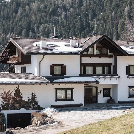 Kronplatz Lodge Dolomites San Vigilio Di Marebbe Exterior foto